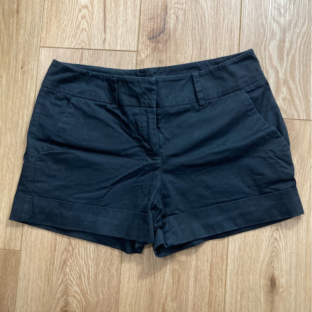 New York & Company Black Shorts Size 6